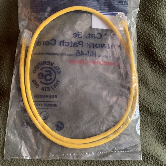 **HOST PICK** NIP 350+ 5e network patch cord. RJ-45. Component level. - Picture 3 of 3